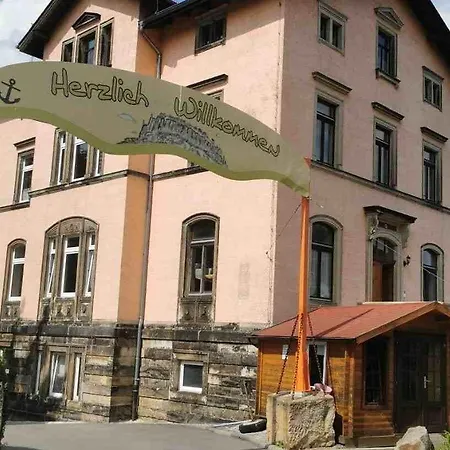 Bomaetscher 3*